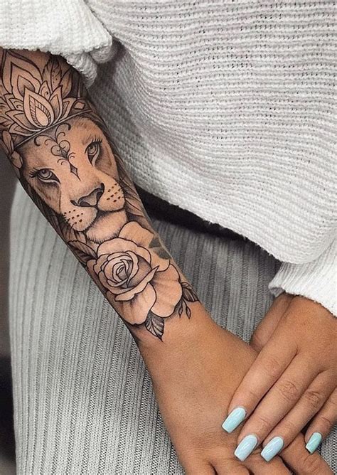 tatoo para mujer en el brazo|More.